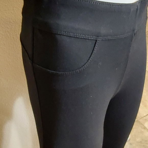 NYGARD PRINTED FLORAL LUXE SLIMS WOMEN'S LEGGINGS SIZE SMALL (6_8) - Picture 5 of 5